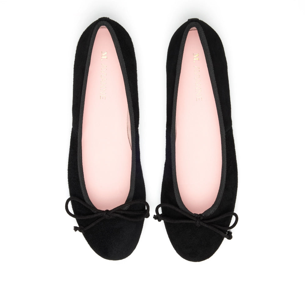 Front view of Black Concord Suede shoe