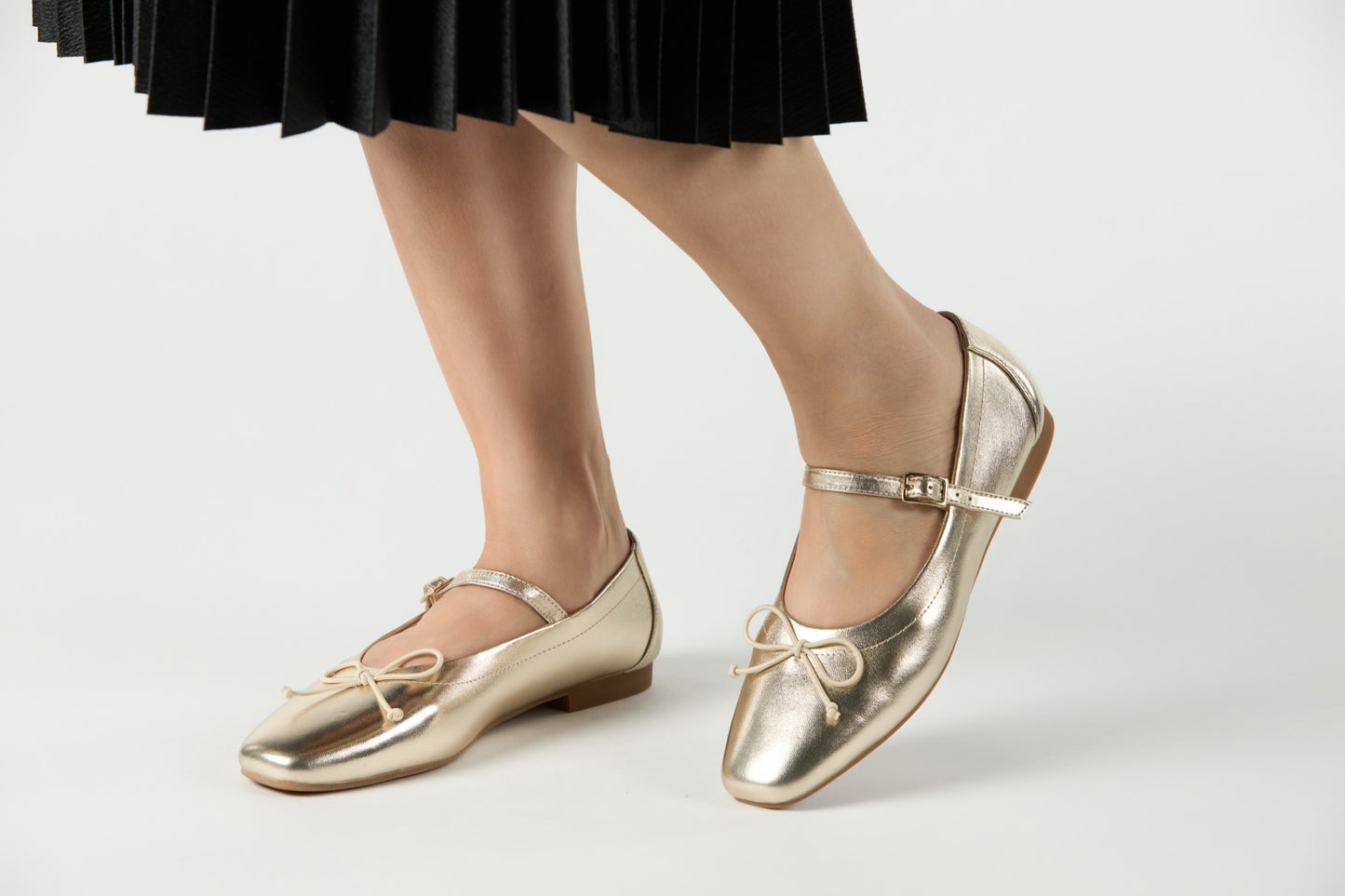 Geneva MJ Gold Metallic Flats