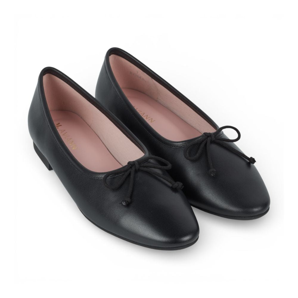 Roma Black Leather Elegant Flat with bows on a white background