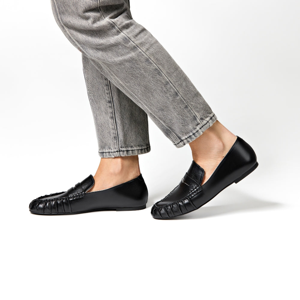Verona Black Leather Ruched Loafer