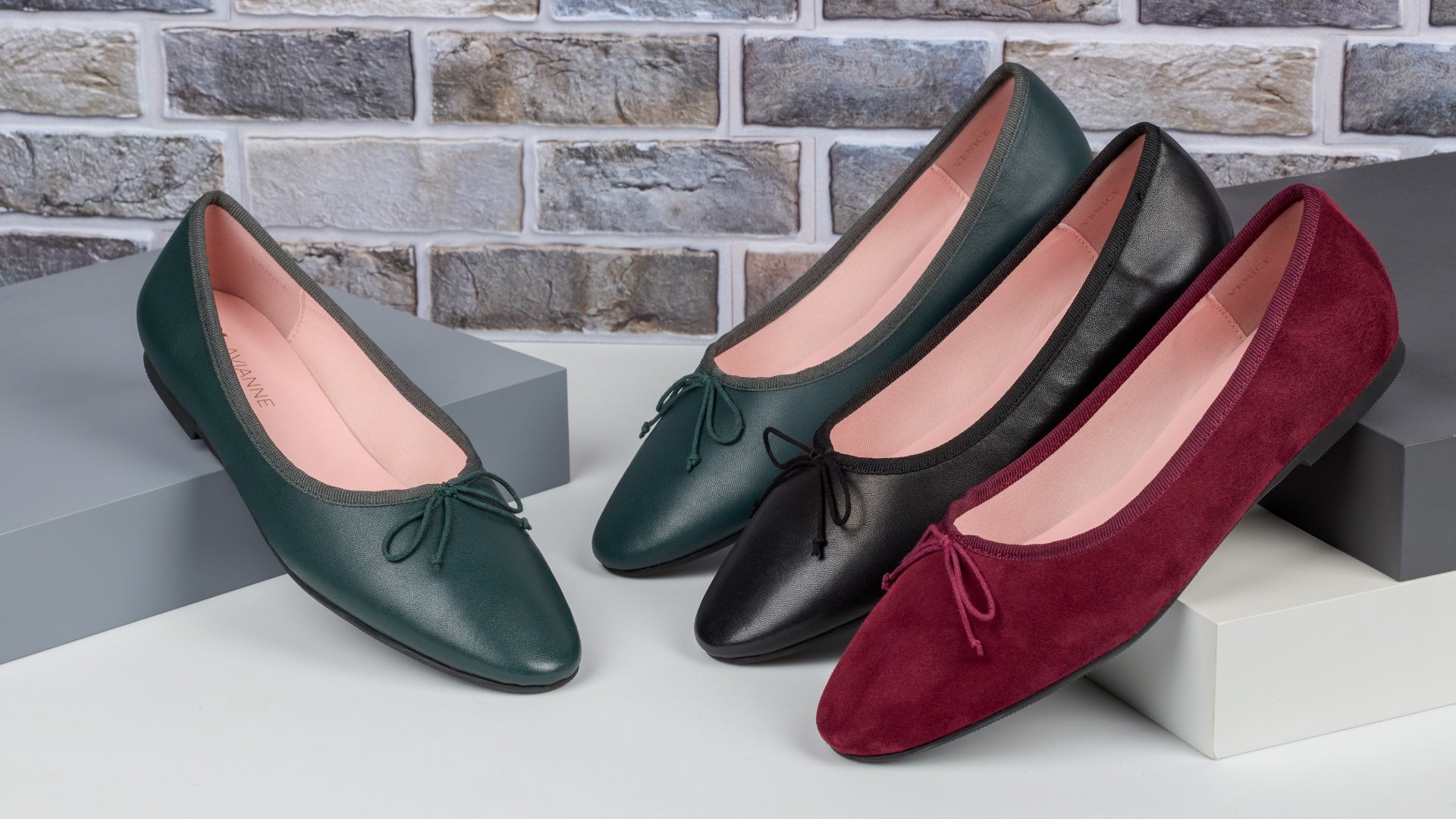 Flats collection combining comfort and chic designs, perfect for all-day wear without sacrificing style.

